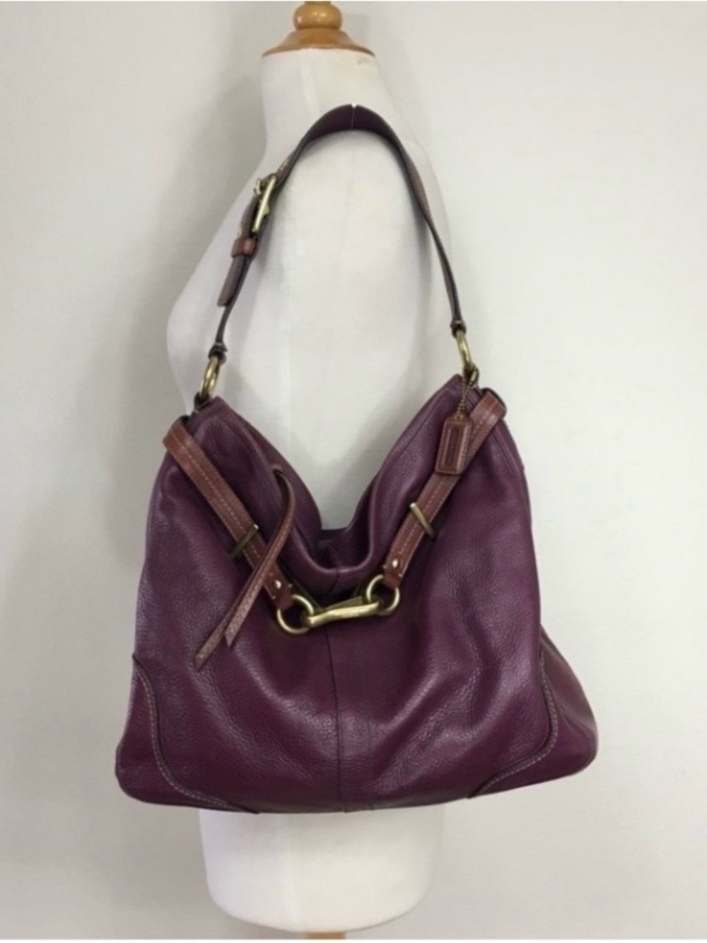 Vintage Womens Y2K Coach Plum Large Hampton Pebble Leather Hobo Bag Rare Classic